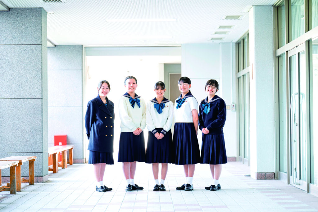 東京女学館中学校 学年章 中3 東京女学館中学校 令和5年度入試について - YouTube